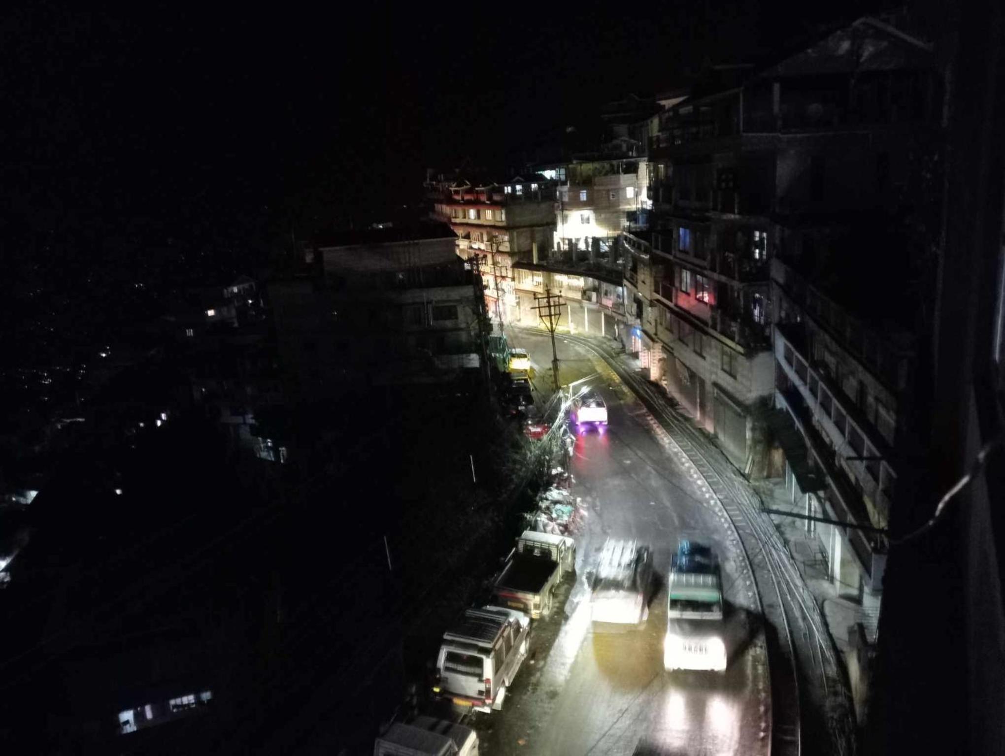 Adhikari niwas