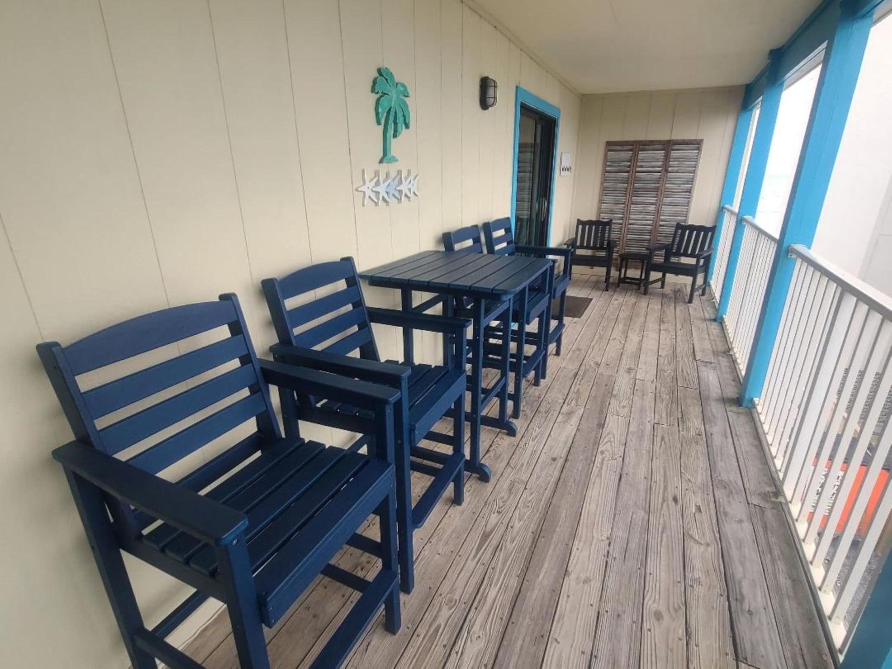 Beautiful 3 Bedroom BEACHFRONT Condo (F3) - Sleeps 10 view 5