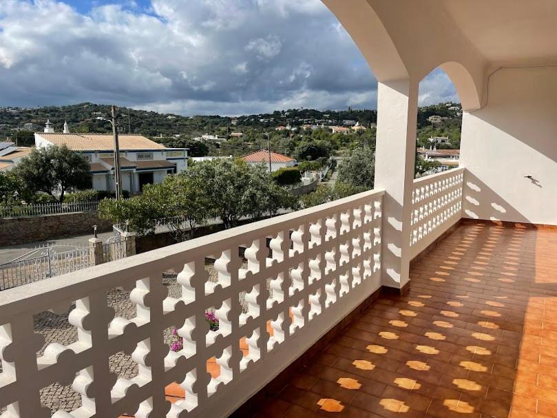 Villa Vilarinhos, Garagem AC Prestige For Home