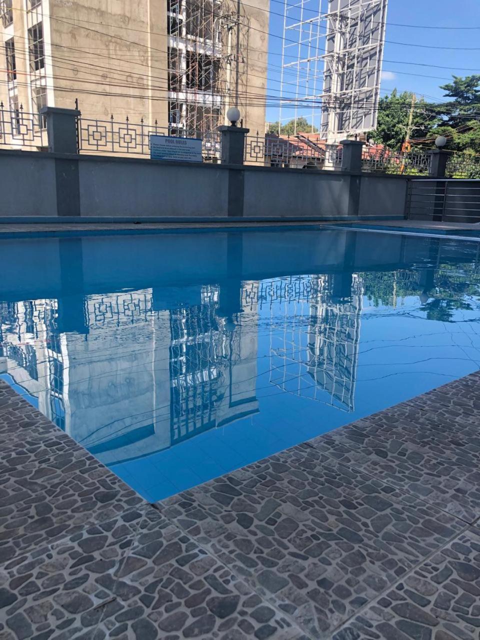 StarLuxe Condo