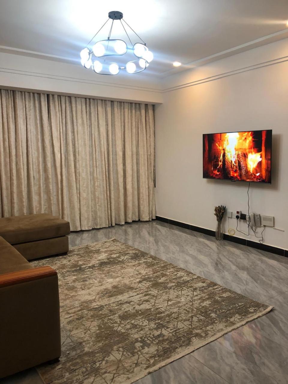 StarLuxe Condo