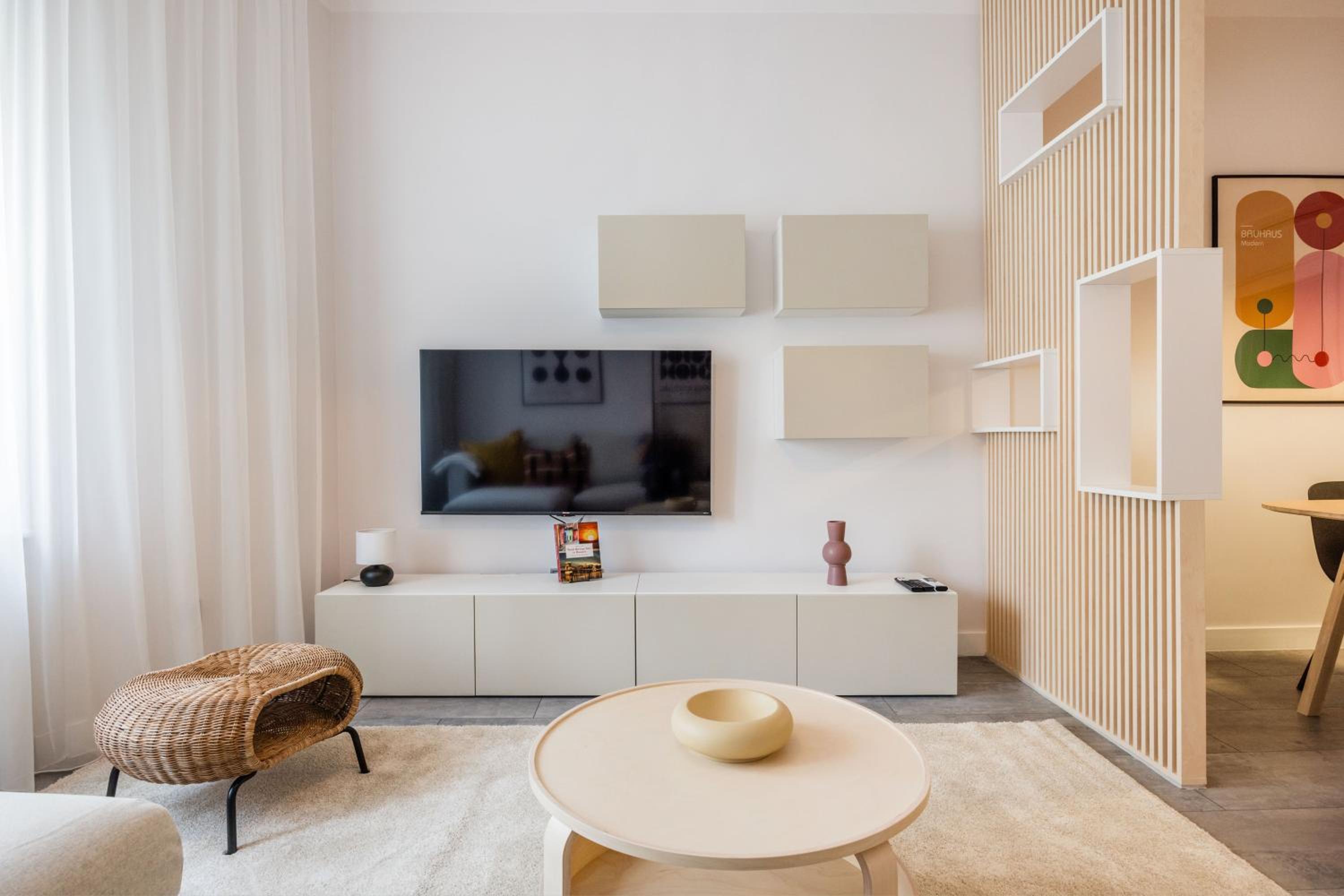 Elegant Suite with Minimalist Design view 5