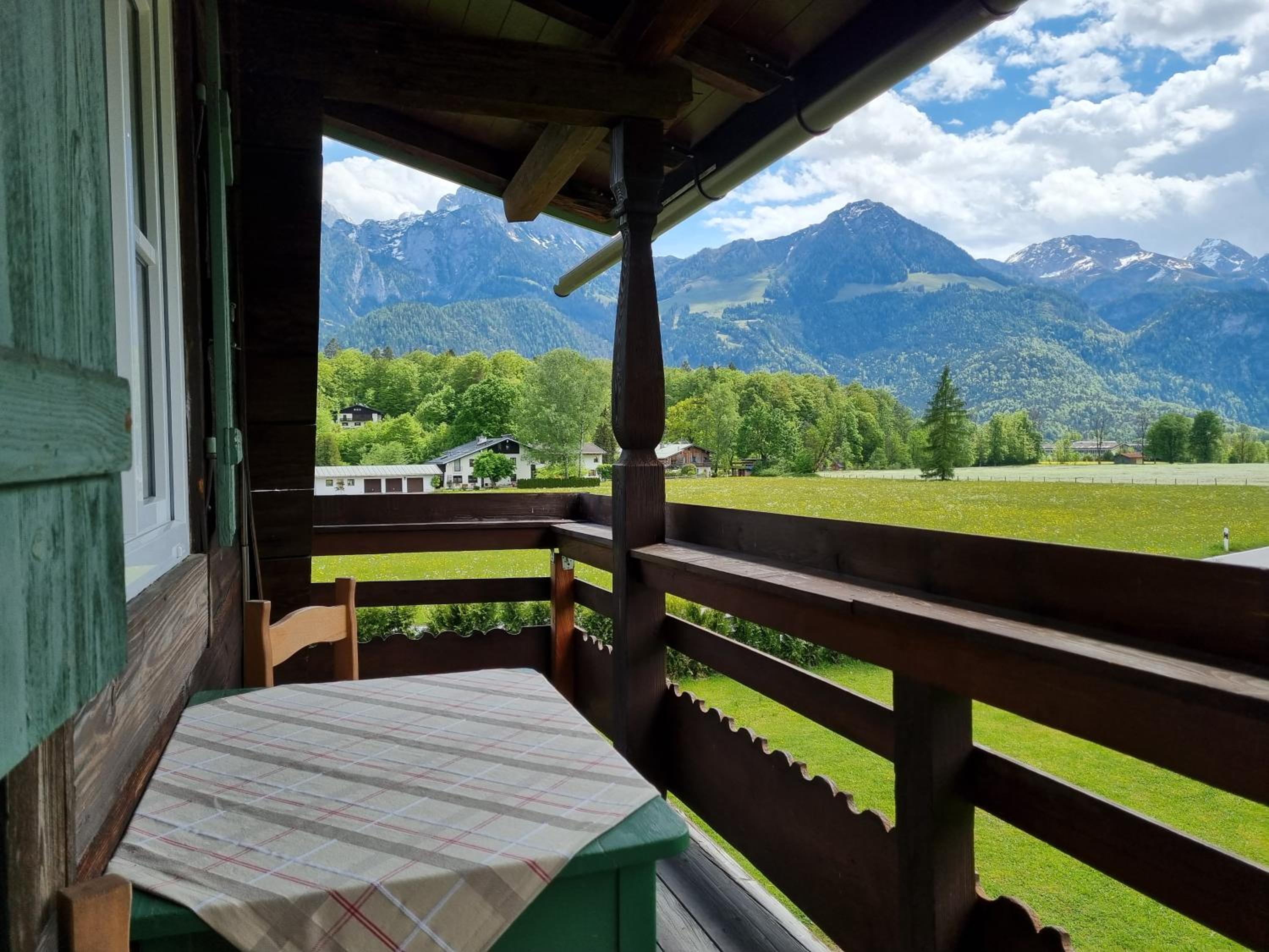 Exklusive FeWo Drachleck mit 3 Schlafzimmern & Panoramabergblick in bester Lage