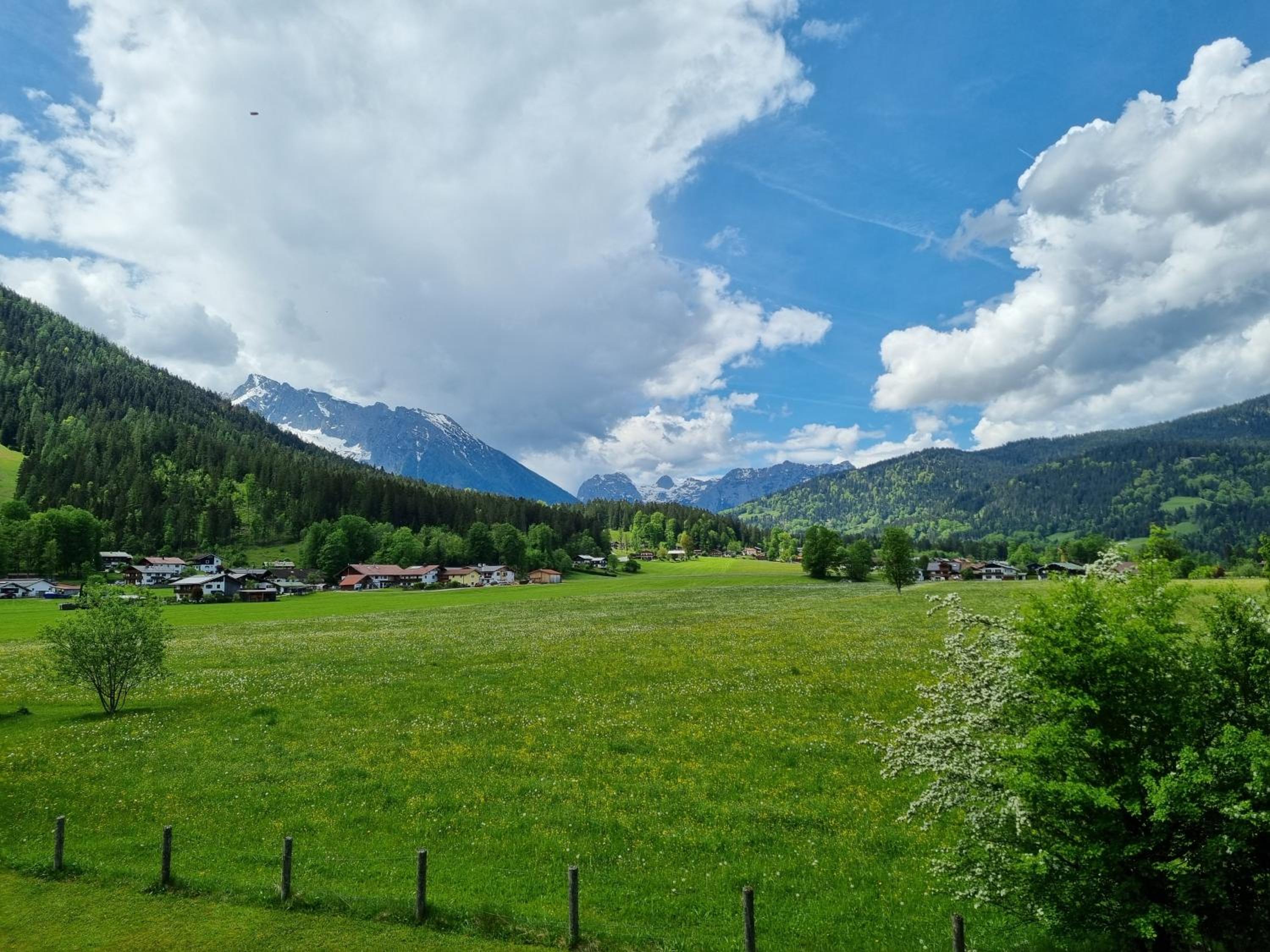Exklusive FeWo Drachleck mit 3 Schlafzimmern & Panoramabergblick in bester Lage