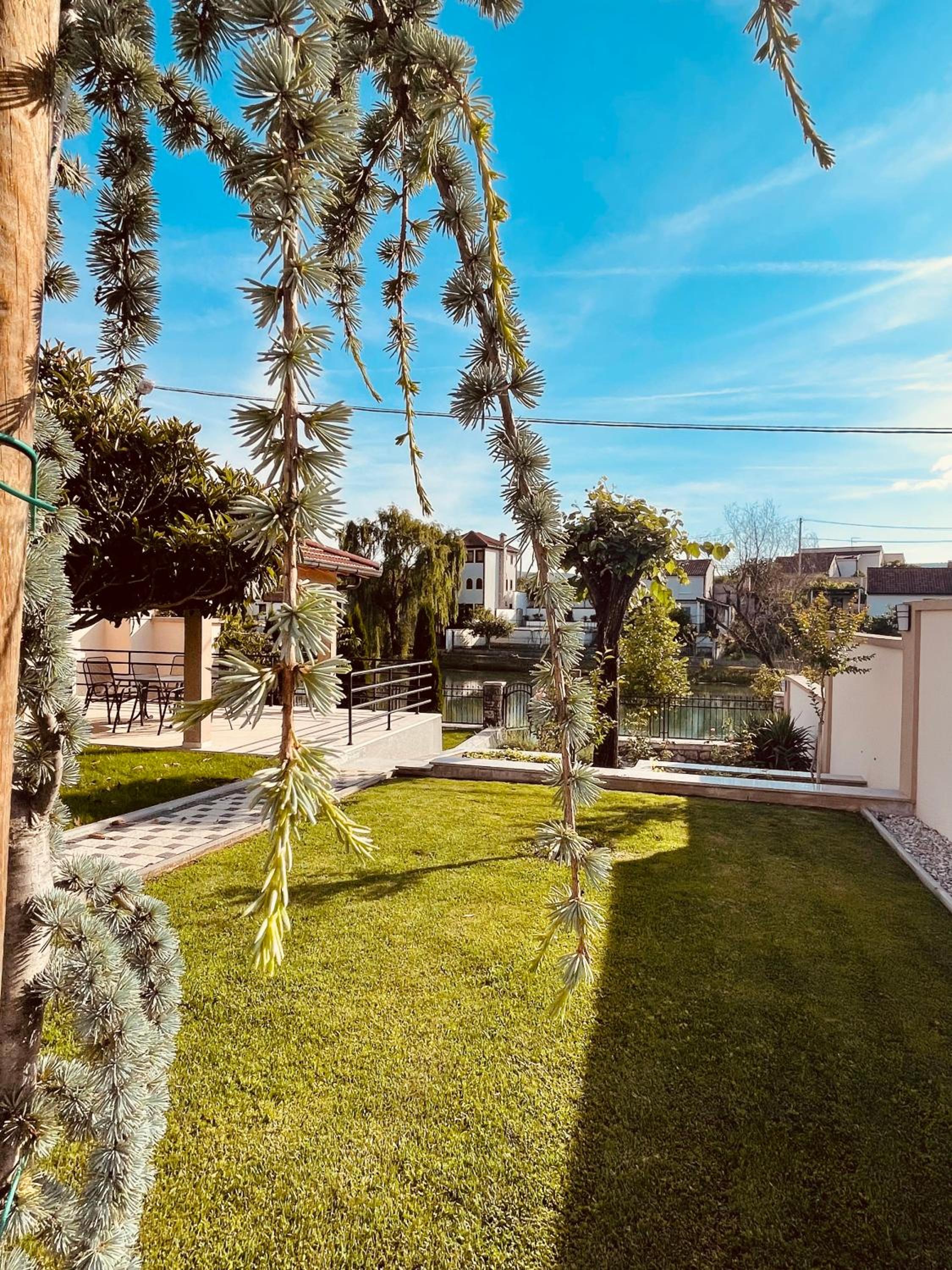Villa Rose