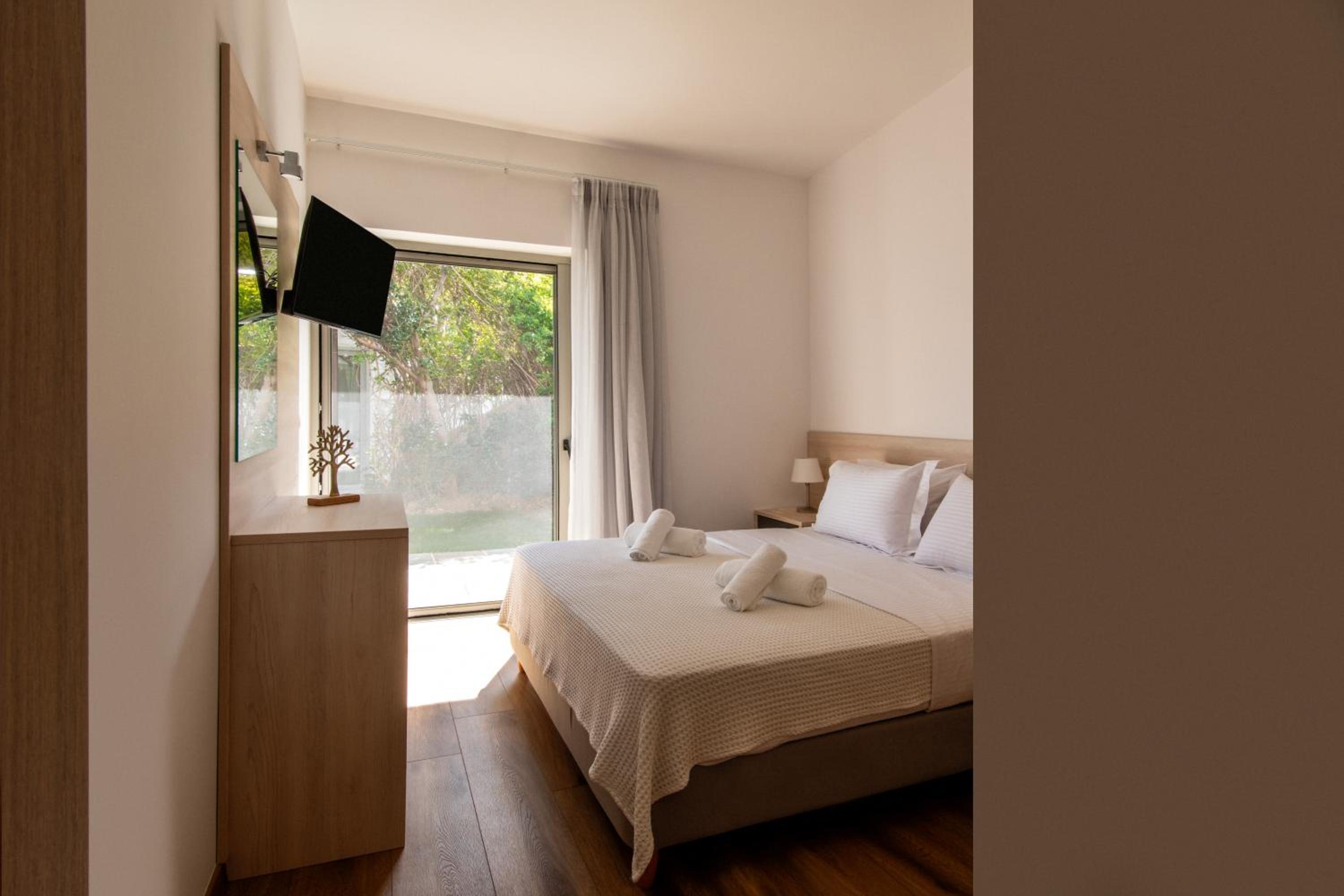 Astarte Sunset Villa
