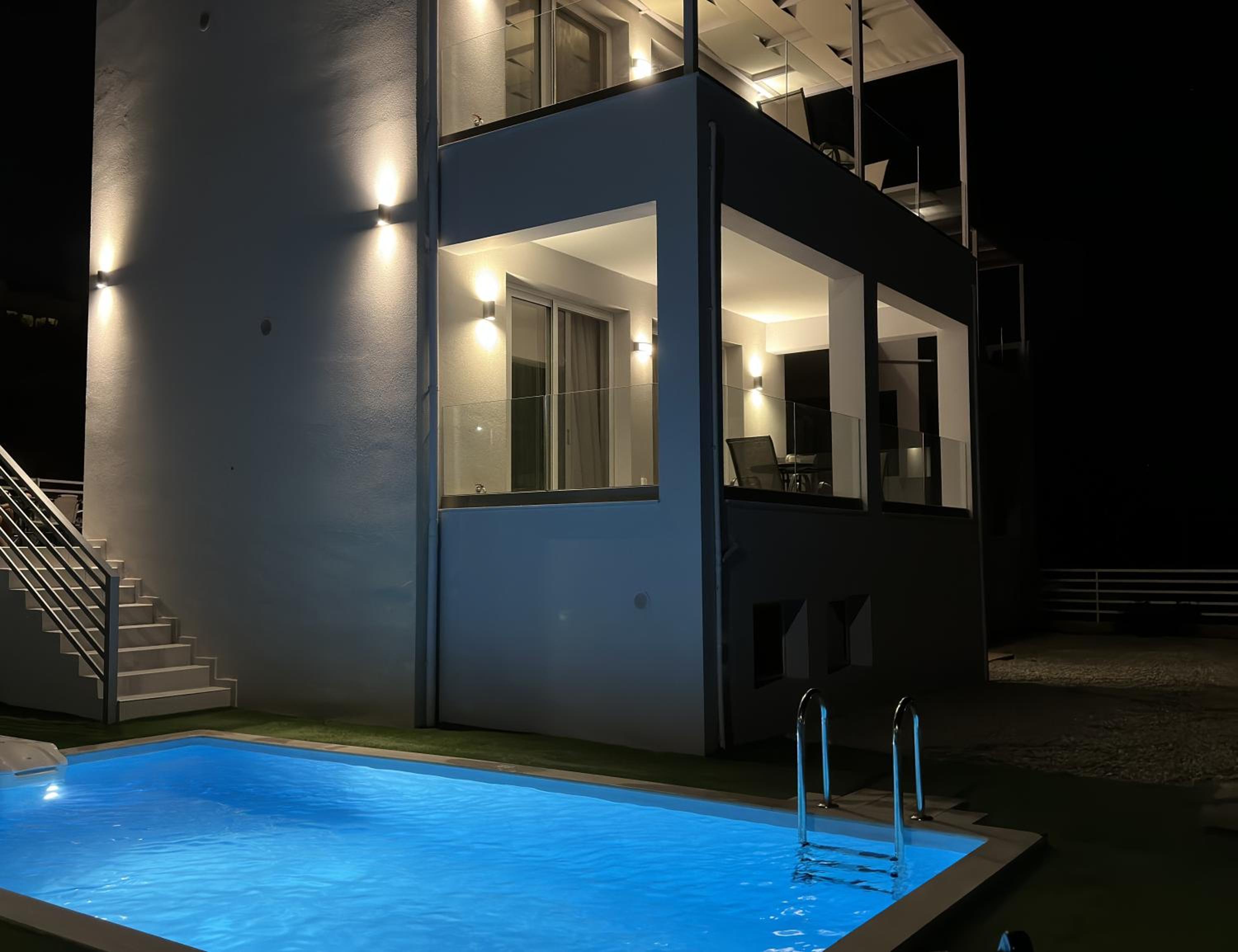 Sun Angelo luxury apartment in Paradise 1 view 3