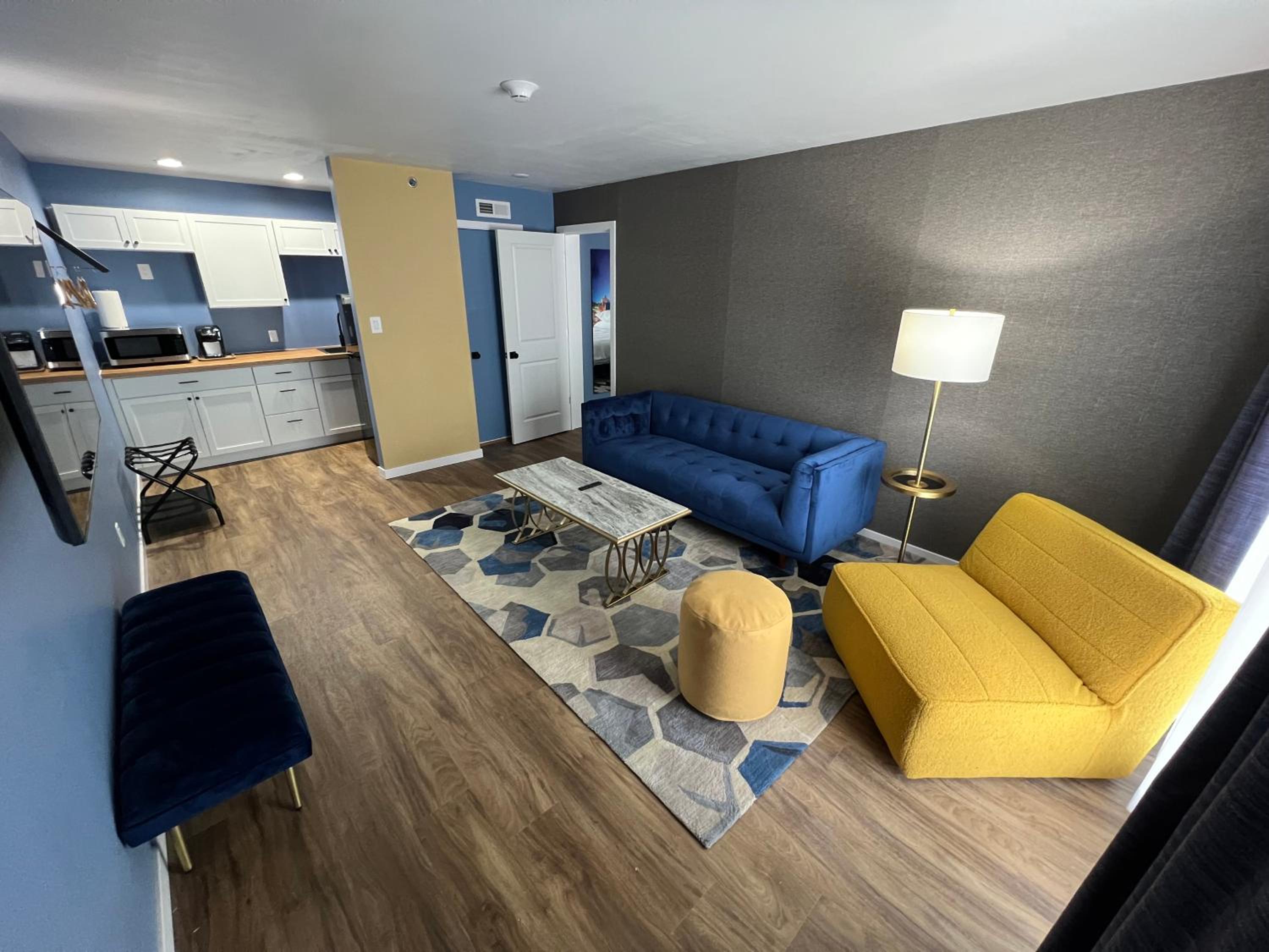 Lighthouse Suites