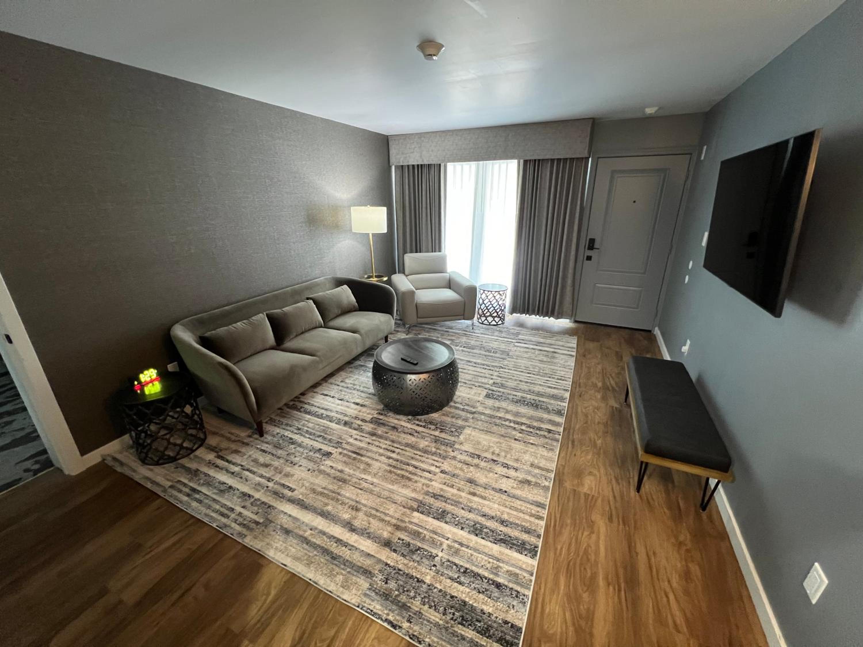 Lighthouse Suites