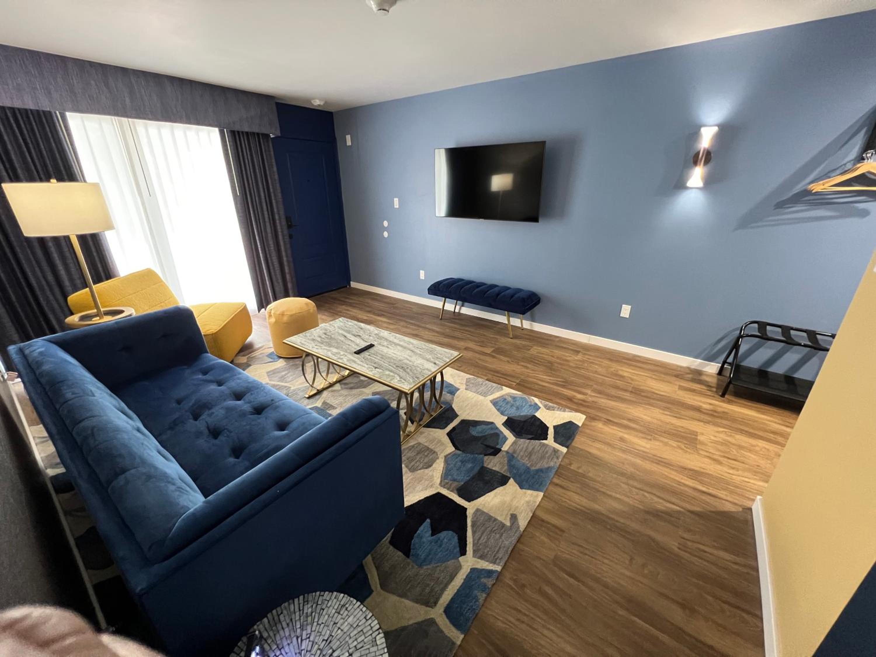 Lighthouse Suites