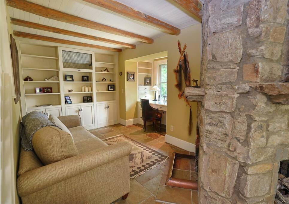 Entire Estate-High Country-Valle Crucis-Sleeps 12 view 3