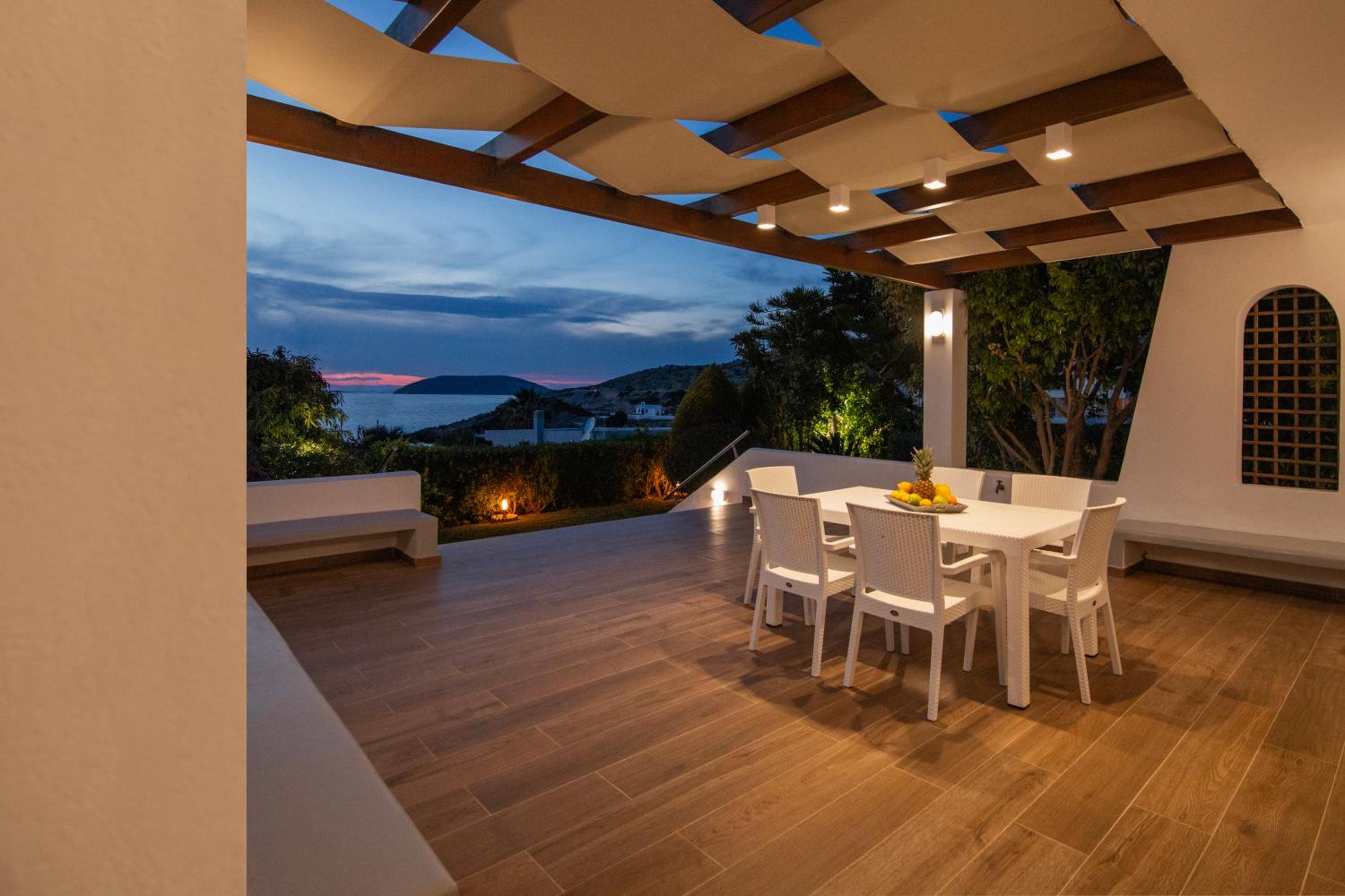 Astarte Sunset Villa