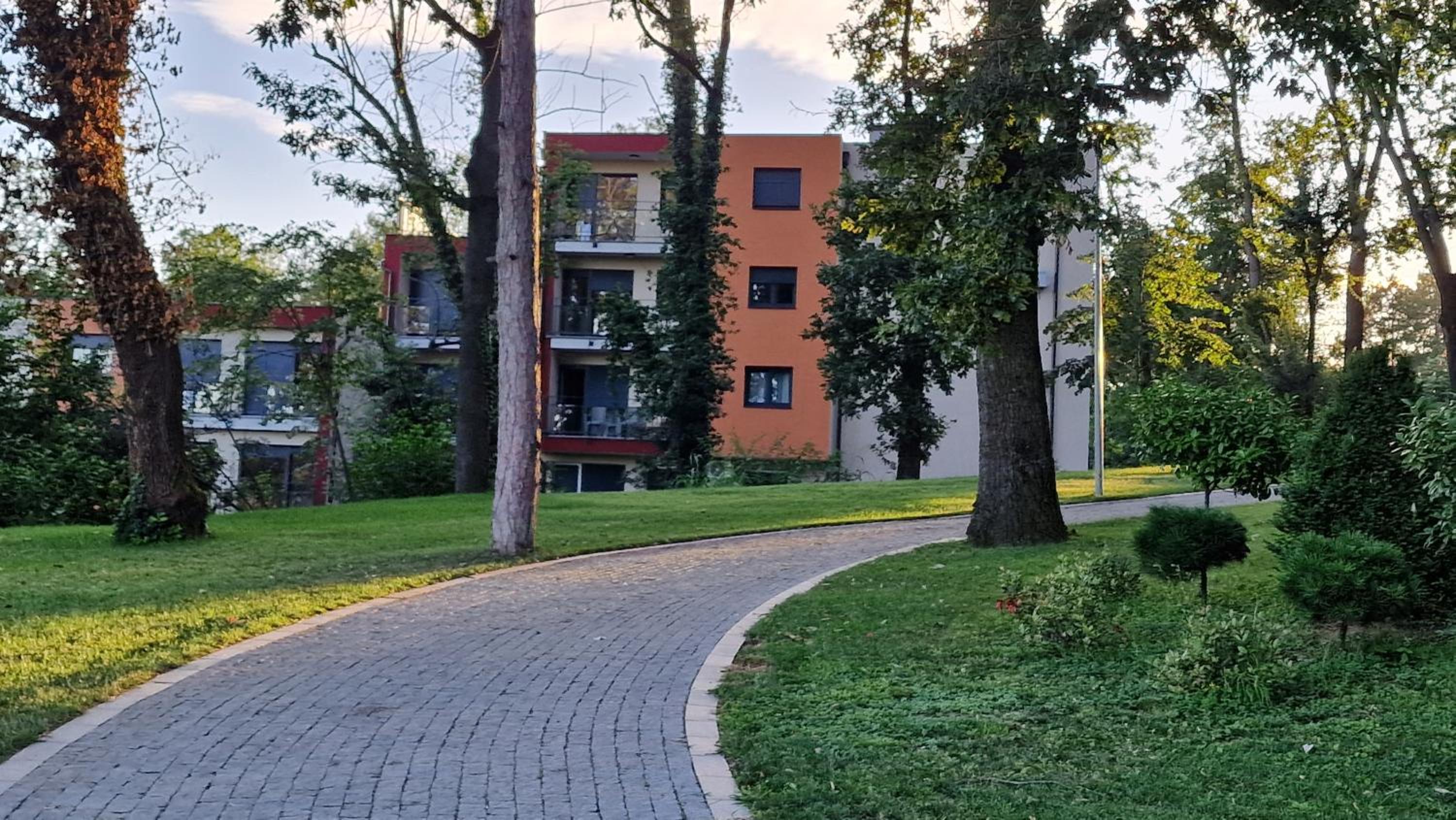 PREMIUM APARTMAN ELENI ROOMS,oaza mira i tisine u centru Vrnjacke banje