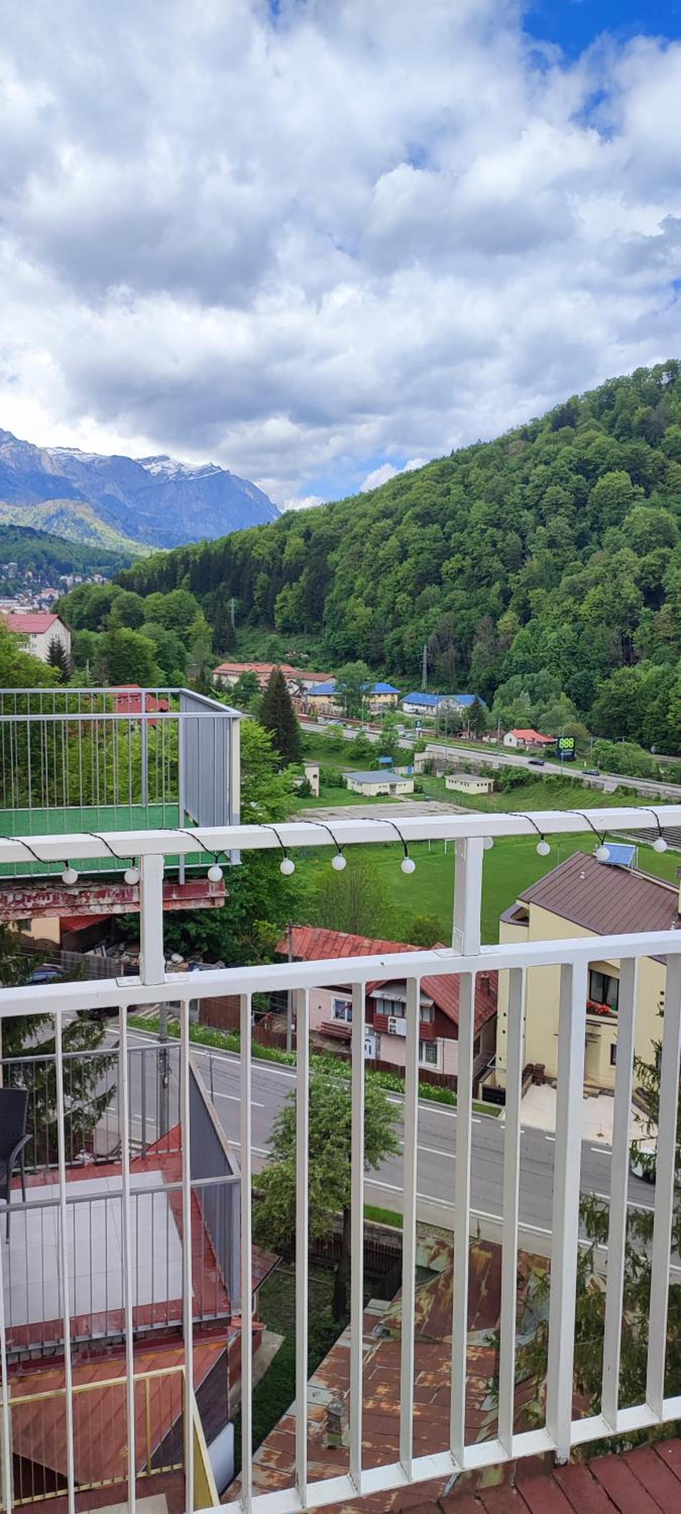 DUPLEX BELLE VIEW SINAIA-free parking view 5