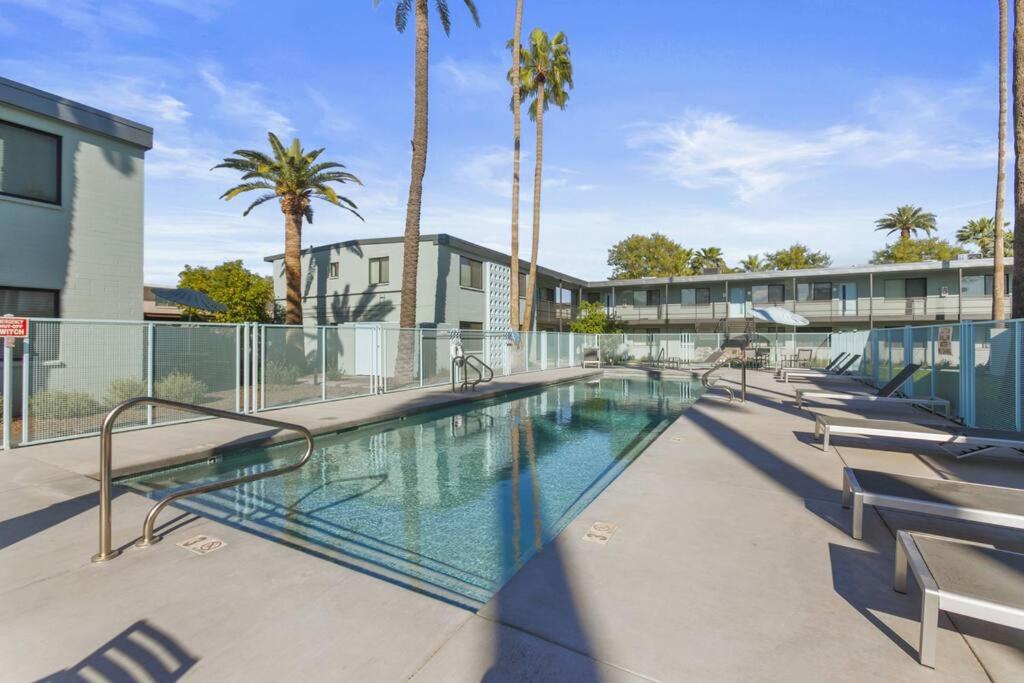 Miscellaneous Market Vacations - Walkable OTS, Heated Poolside Mid Century Condo - Property Image 3