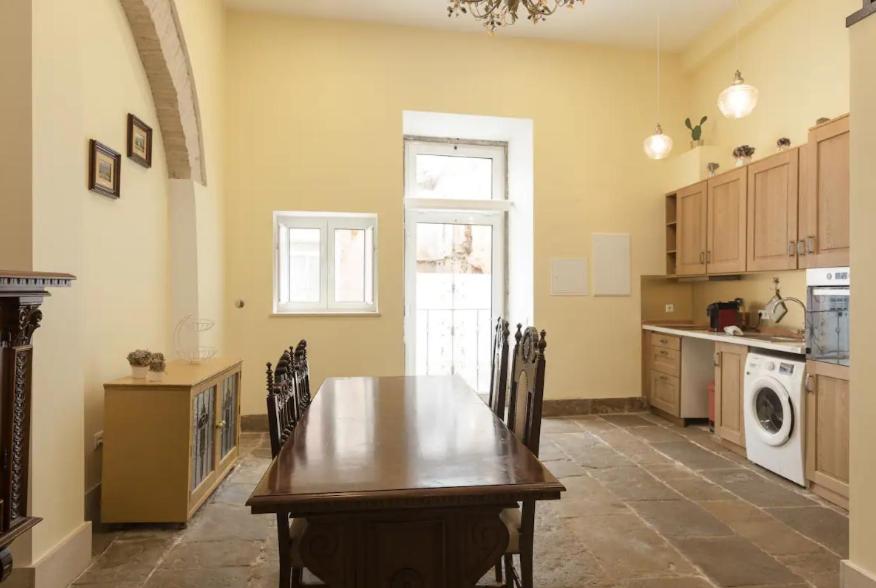 Grand Studio 27 en Faro — kitchen