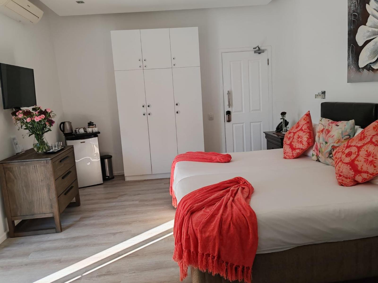 Point B Guest House -Sustainable Solar Energy — photo 80