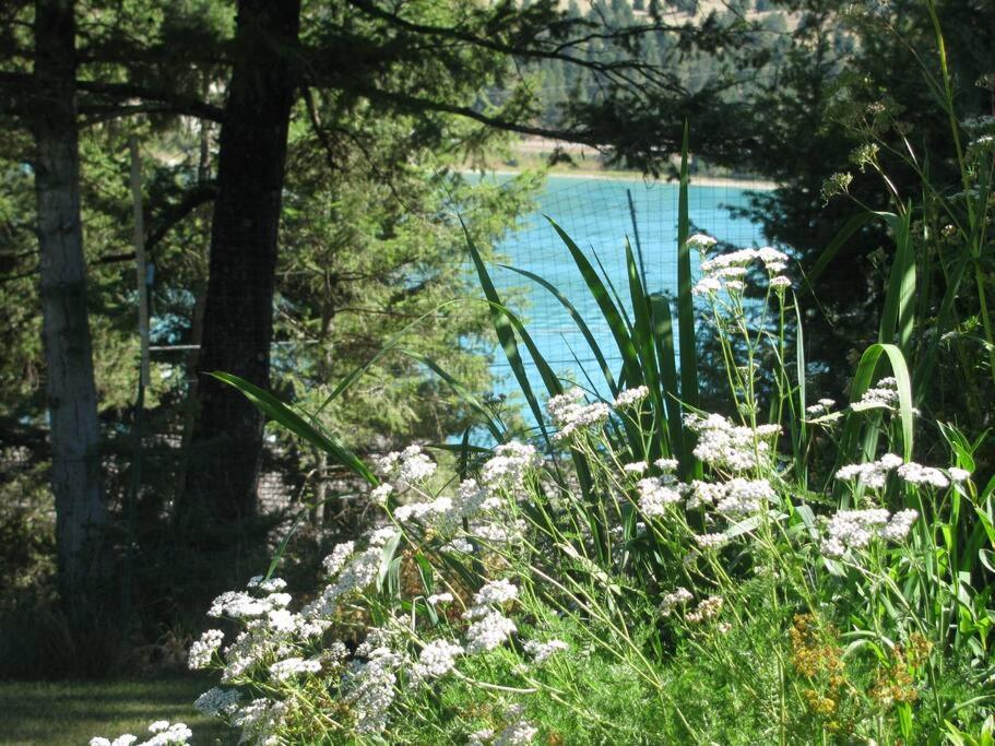 Cottage at Foys Lake Montana