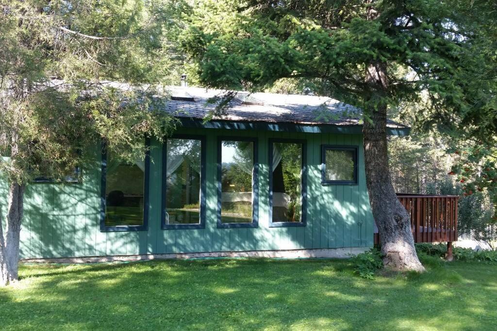 Cottage at Foys Lake Montana