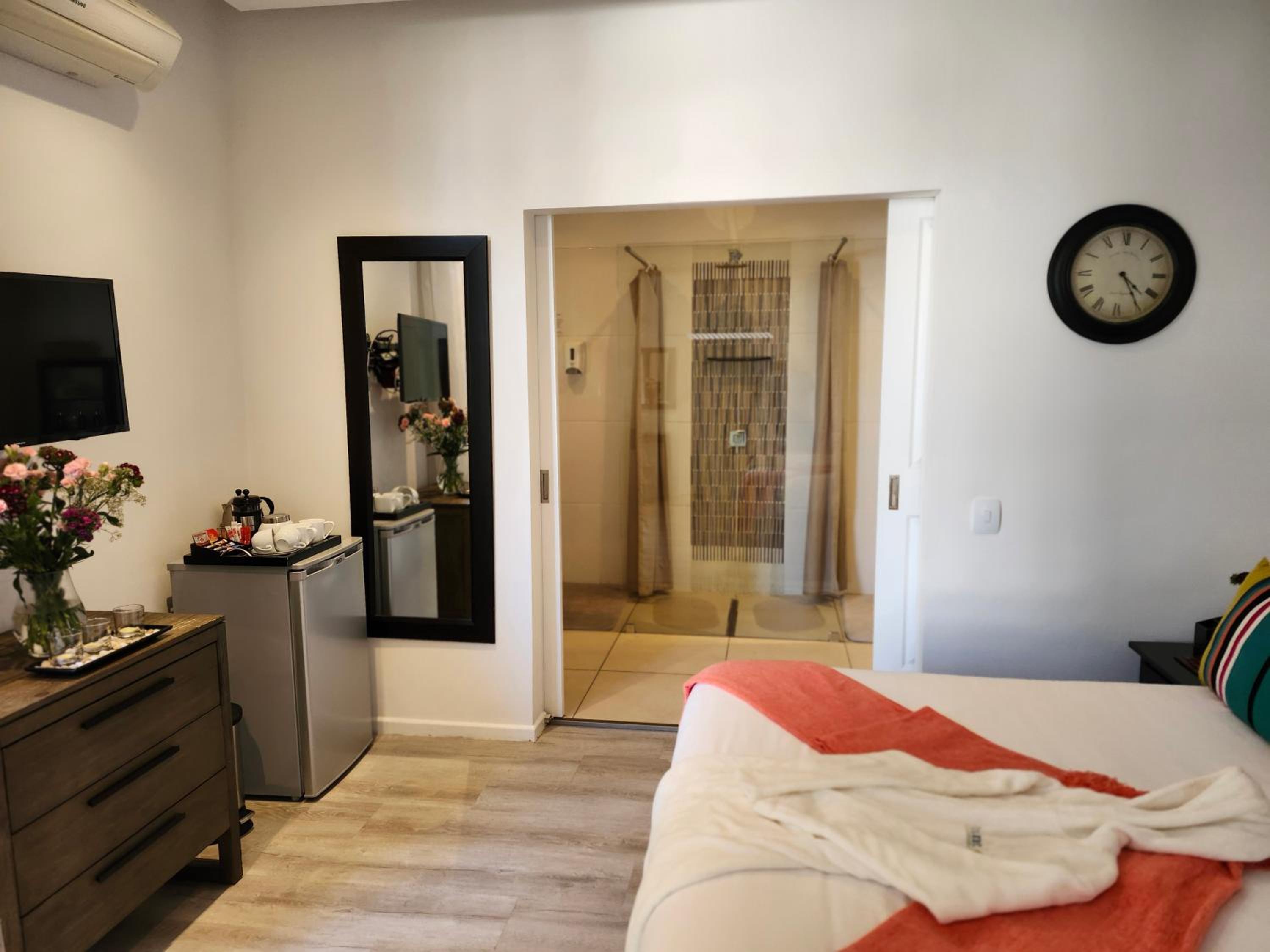 Point B Guest House -Sustainable Solar Energy — photo 162