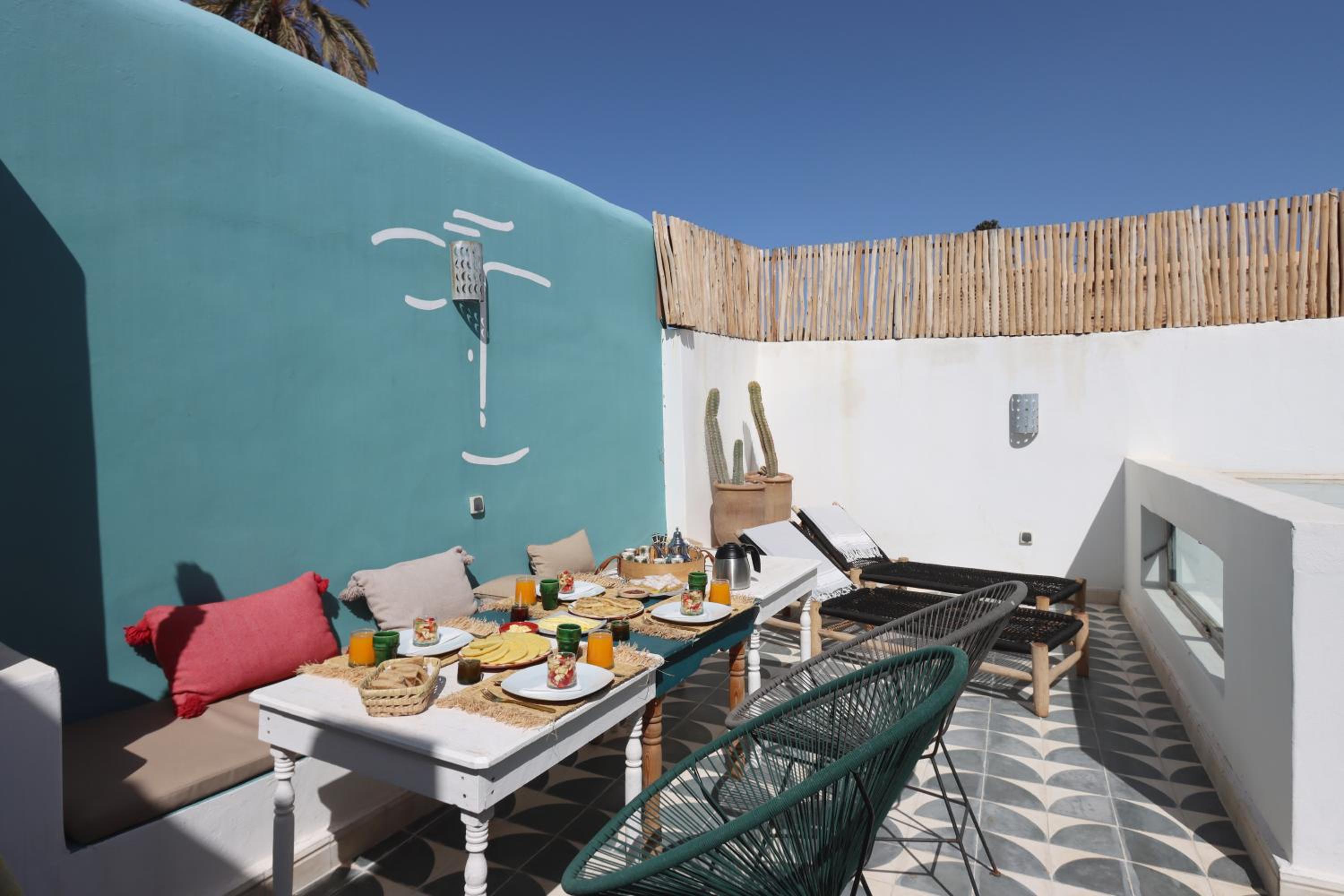 balance & terrace