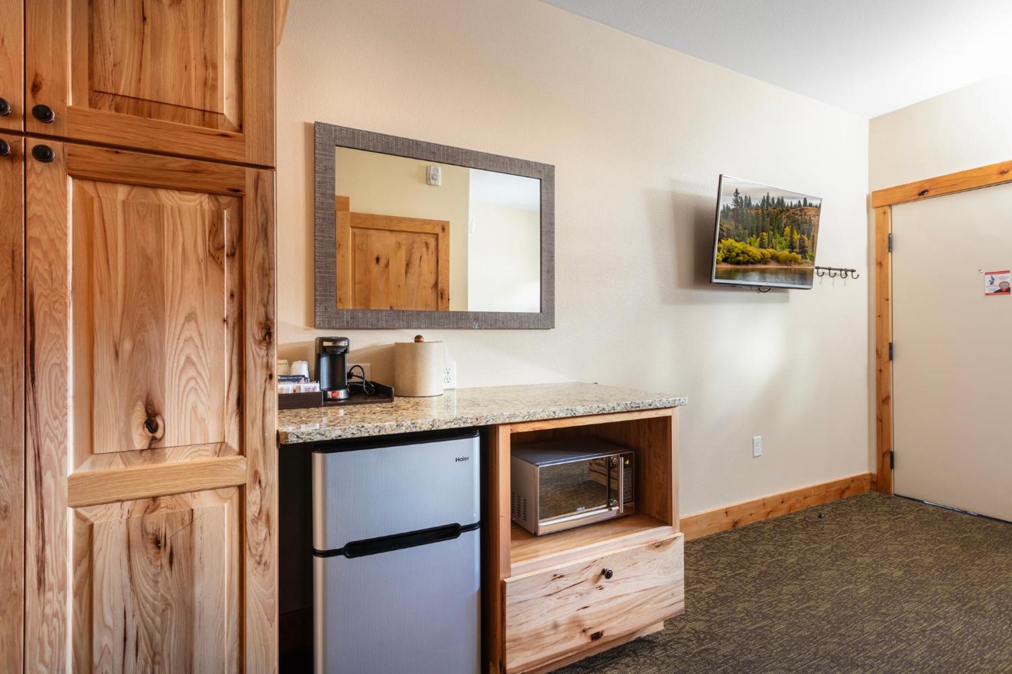 Coyote Mountain Lodge - Property Image 24