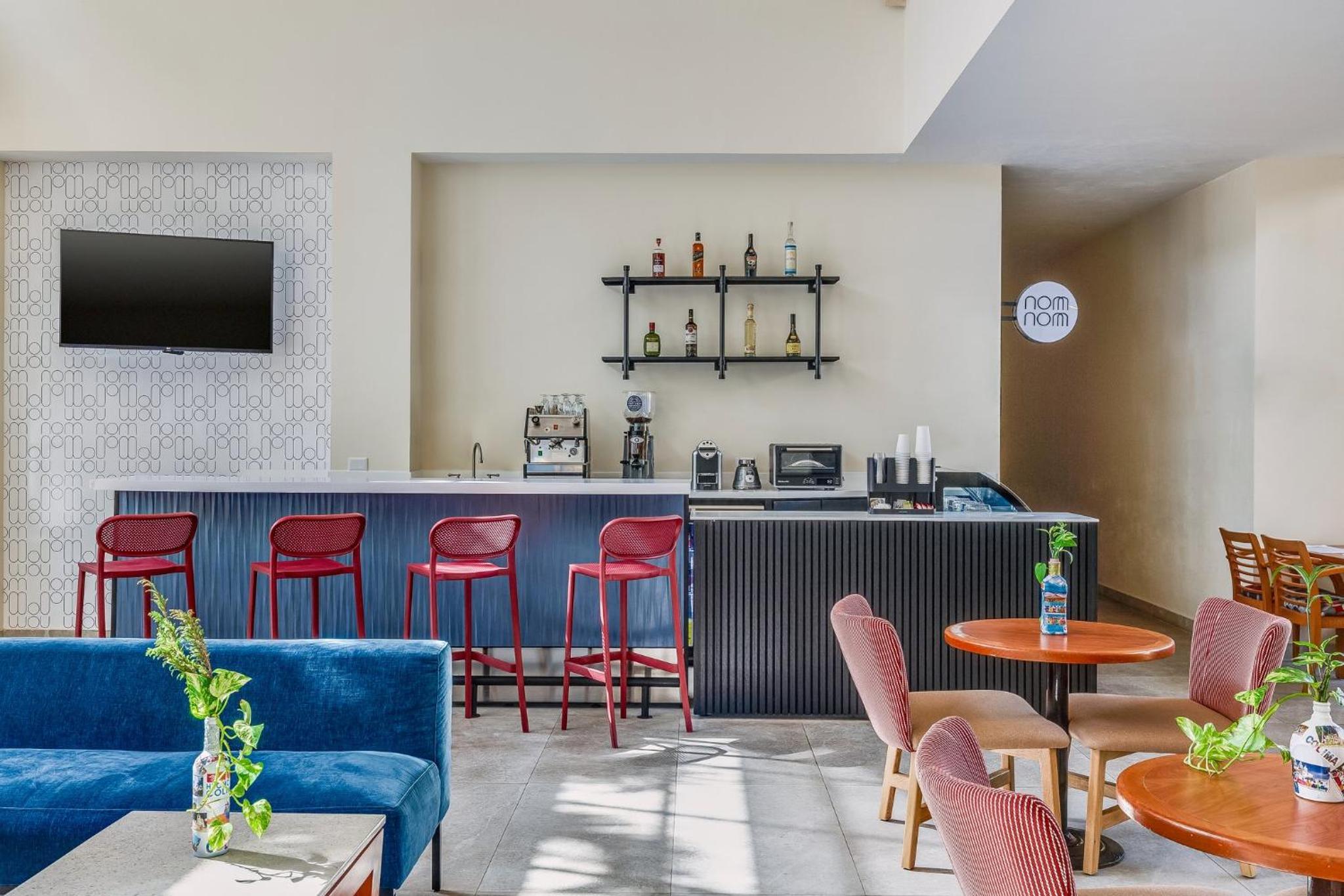 Colima Vacations - Fiesta Inn Colima - Property Image 10
