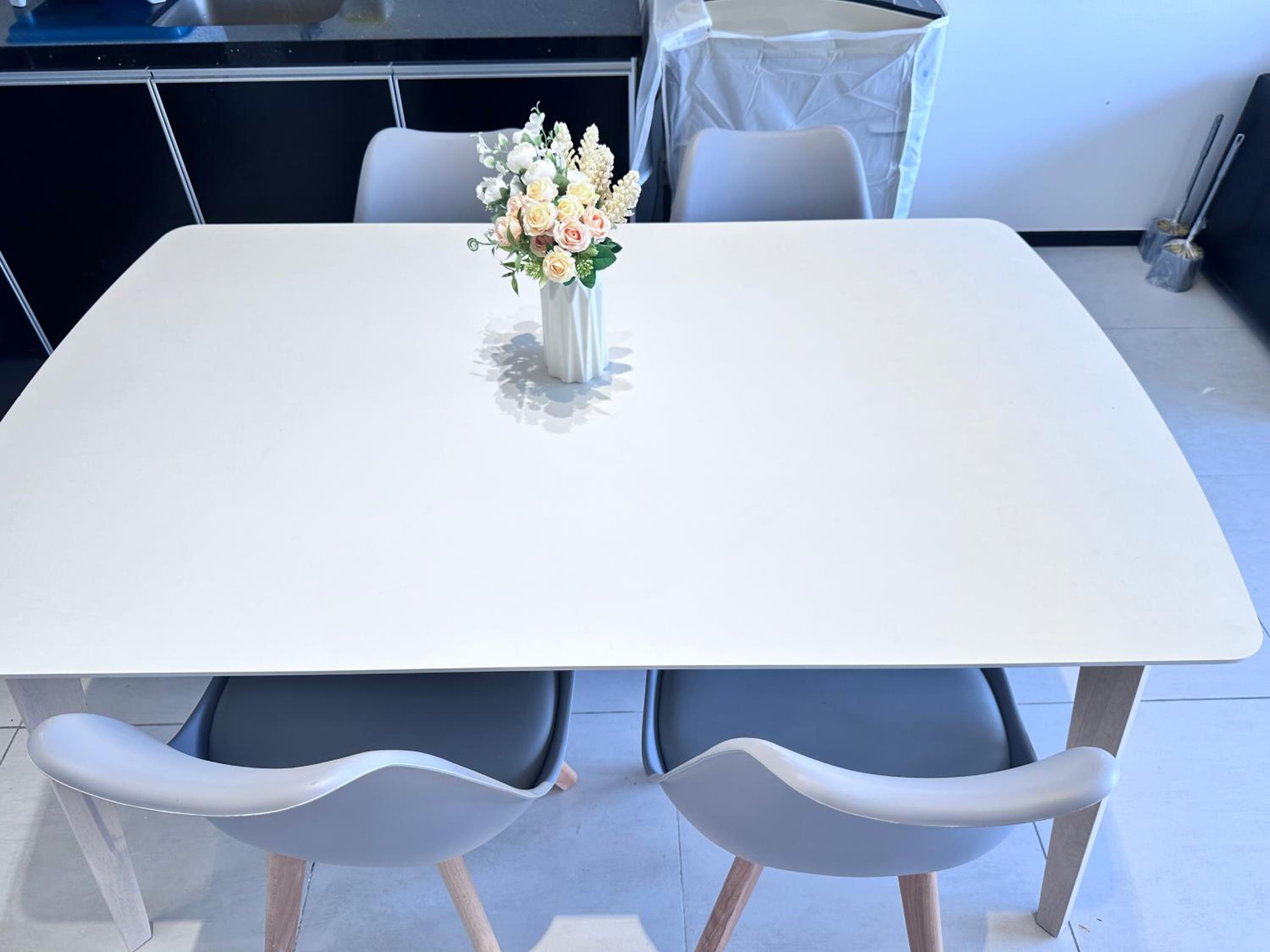 New in Town Area Urban Suites photo 6