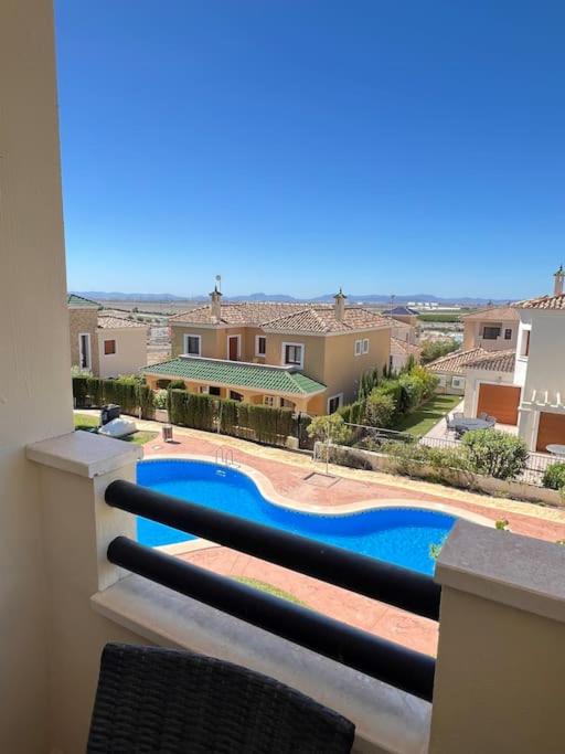 Preciosa Villa El Santuario piscina Altaona Golf