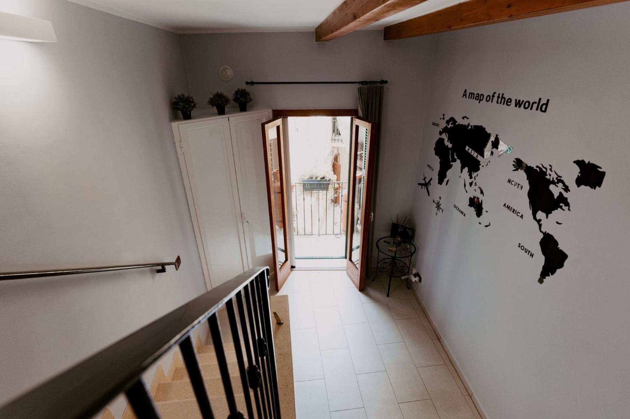 Photo 48