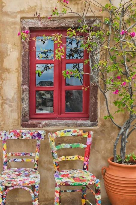 PORI HOUSE-VOLCANO VIEW view 4