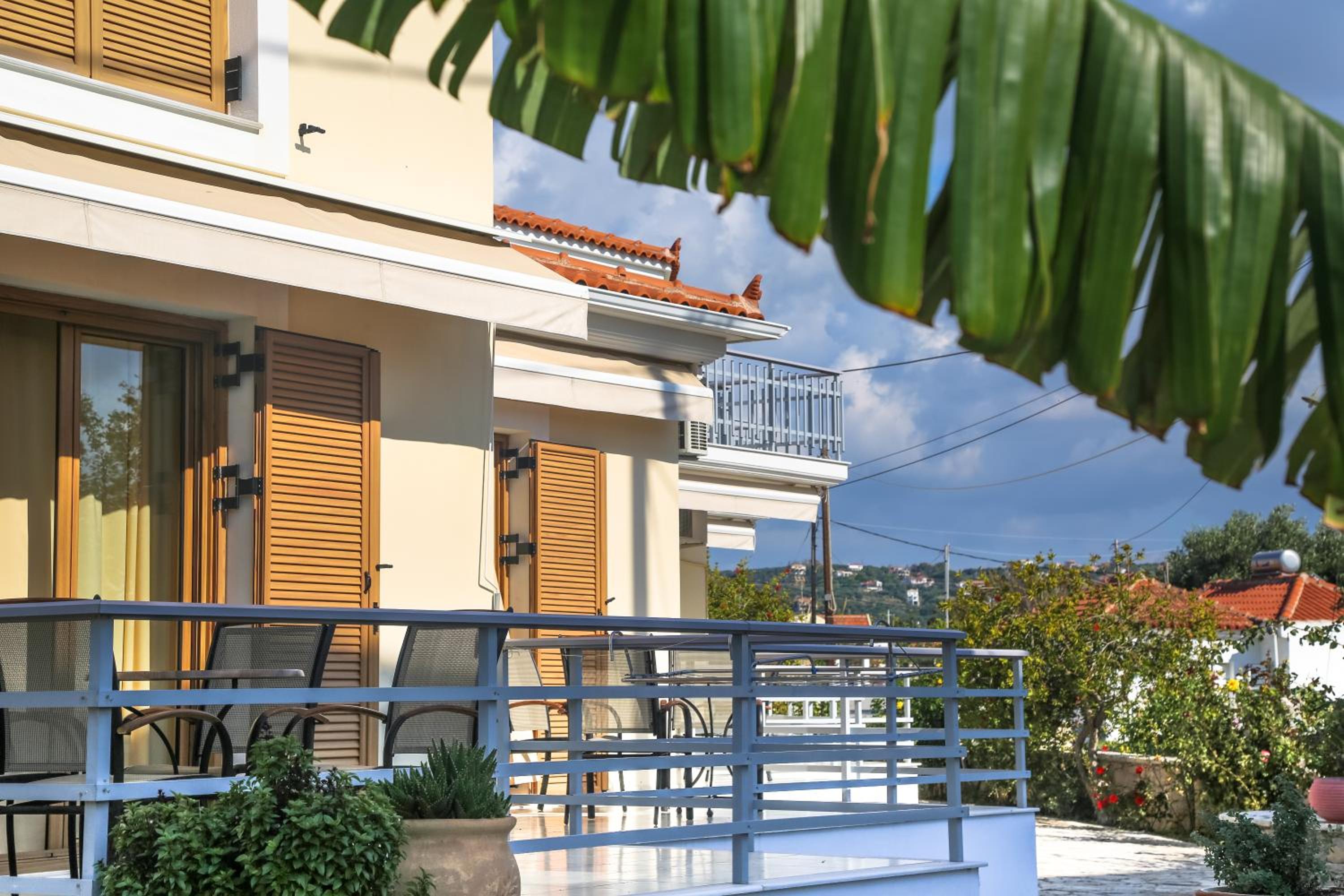 Eleni Suites Methoni photo 2