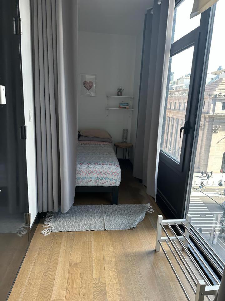 Cozy Loft at Chelsea West