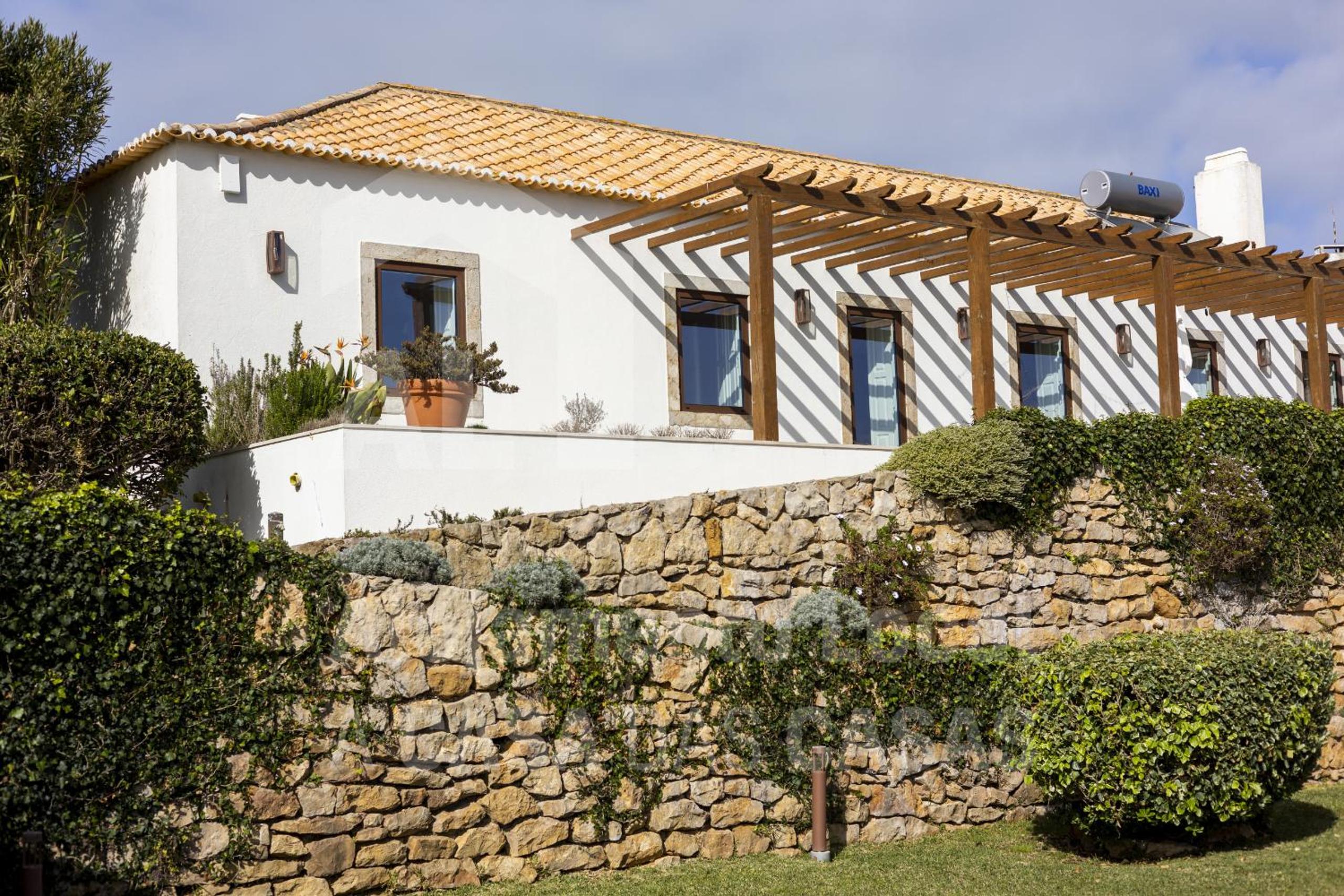 VIlla São Lourenço by AcasaDasCasas view 3