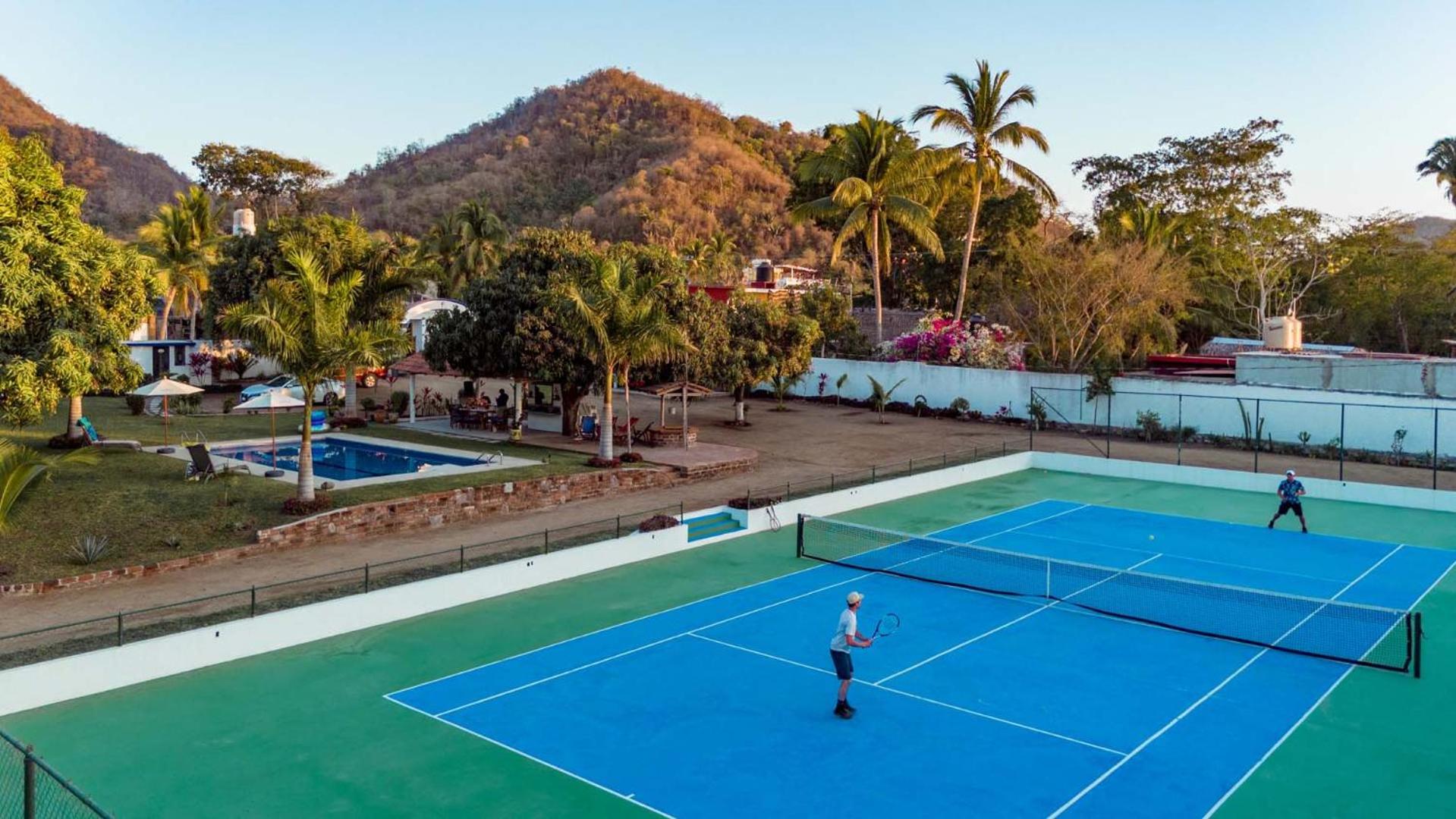 Hacienda Gonzalez Beach Getaway