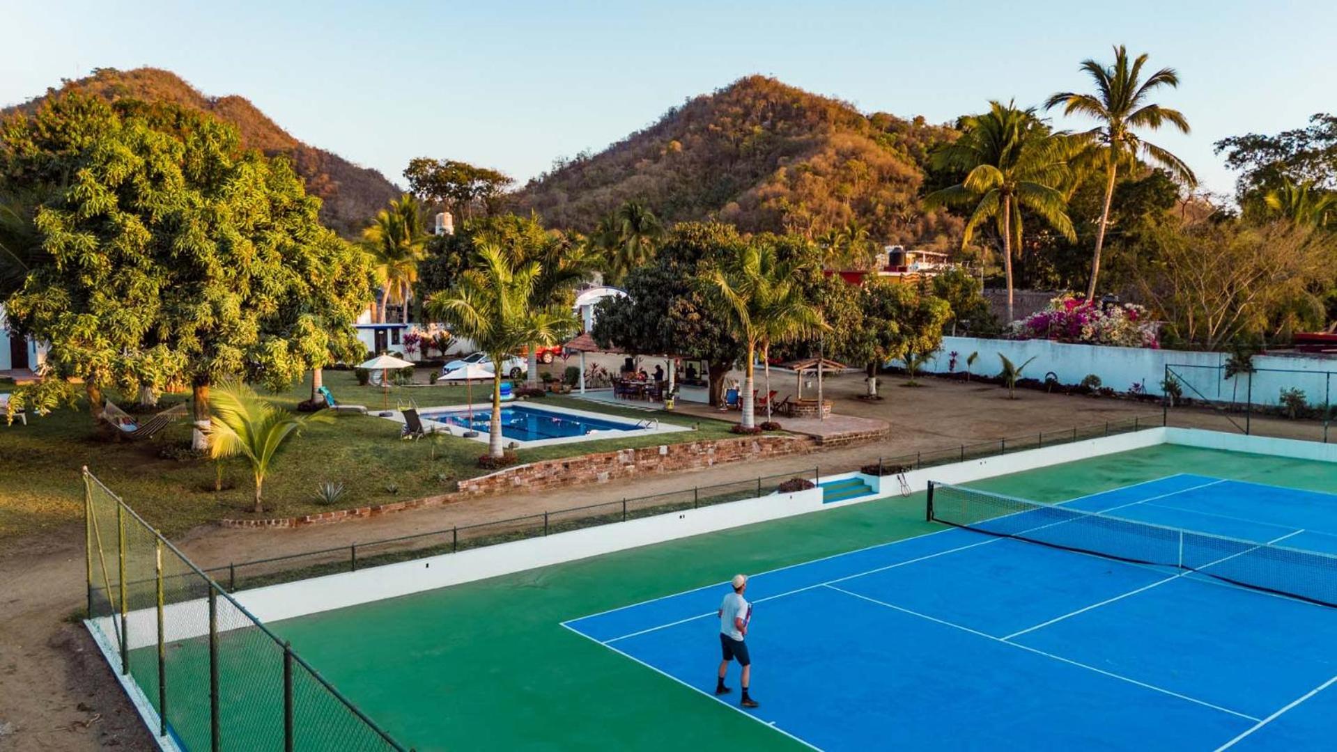 Hacienda Gonzalez Beach Getaway