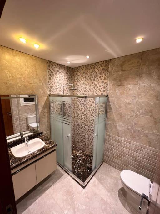 White Palace served Apartment 12