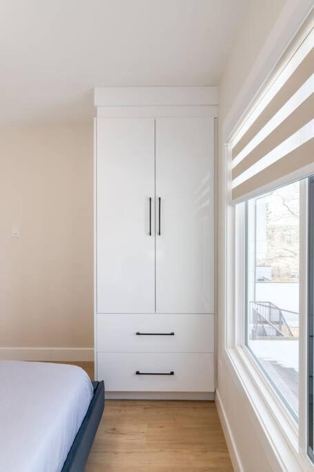 Pet Friendly & Accessible, 4 Beds