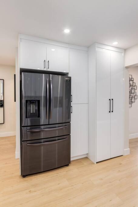 Pet Friendly & Accessible, 4 Beds
