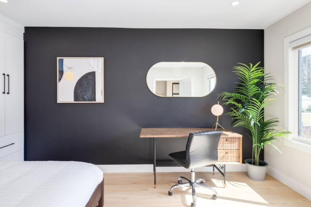 Pet Friendly & Accessible, 4 Beds