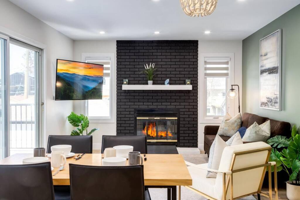 Pet Friendly & Accessible, 4 Beds