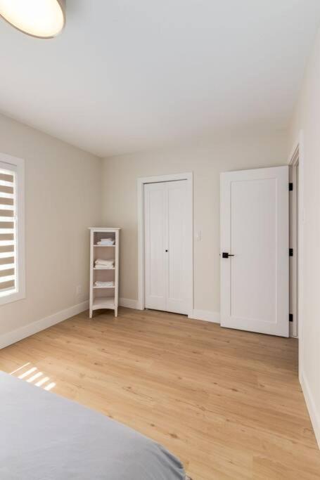 Pet Friendly & Accessible, 4 Beds