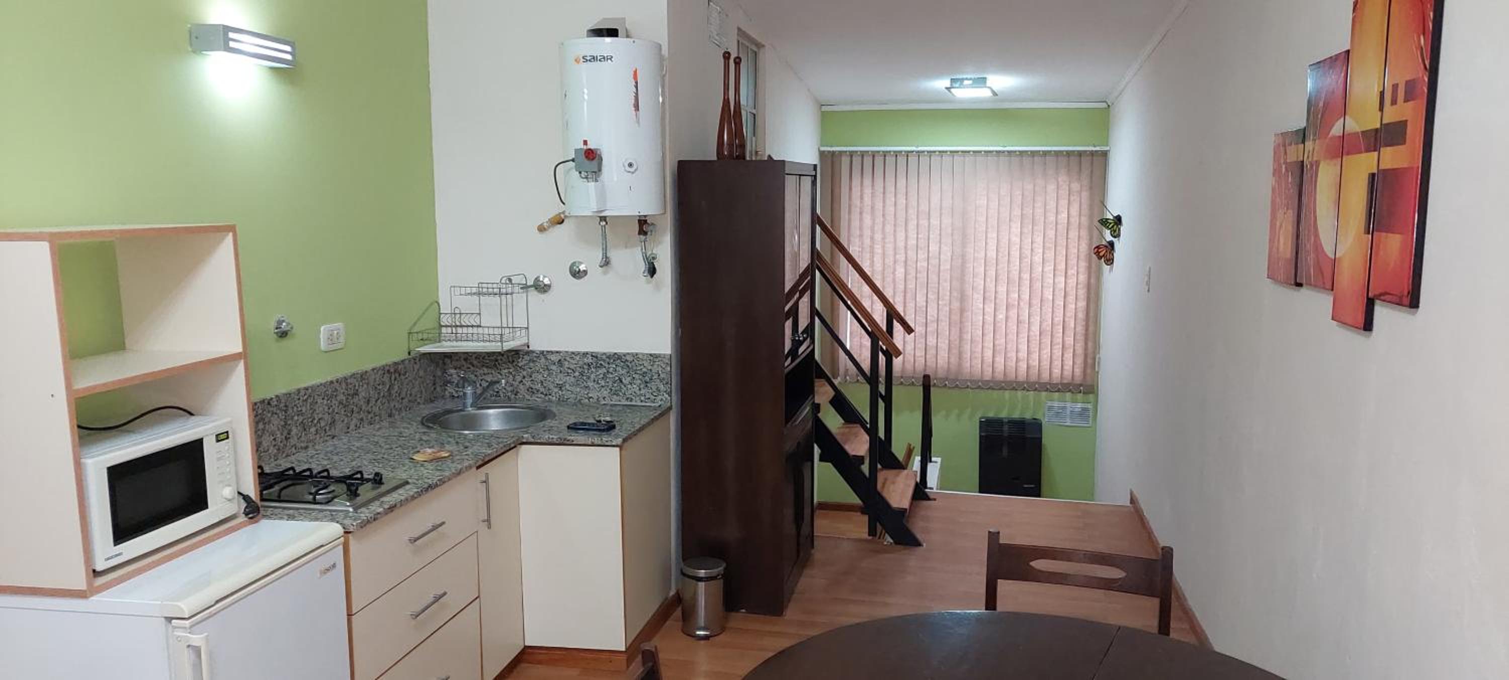 Departamento a pocas cuadras del centro con terraza