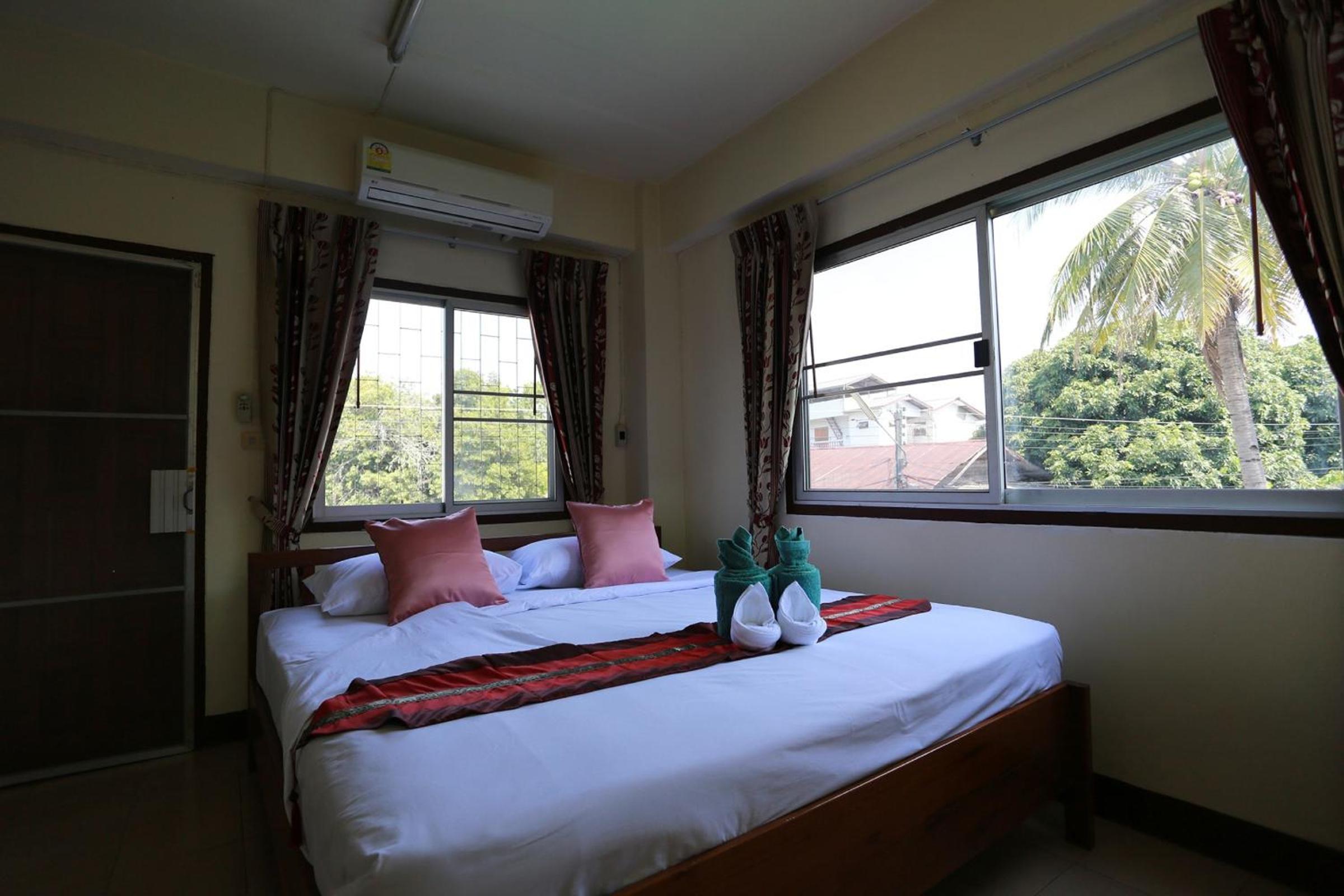 Saithong House