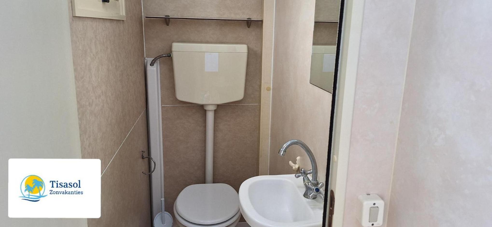 Viareggio Vacations - Mobile home Viareggio - Camping Paradiso- Including airco -Zona Gialla 016 - Property Image 37