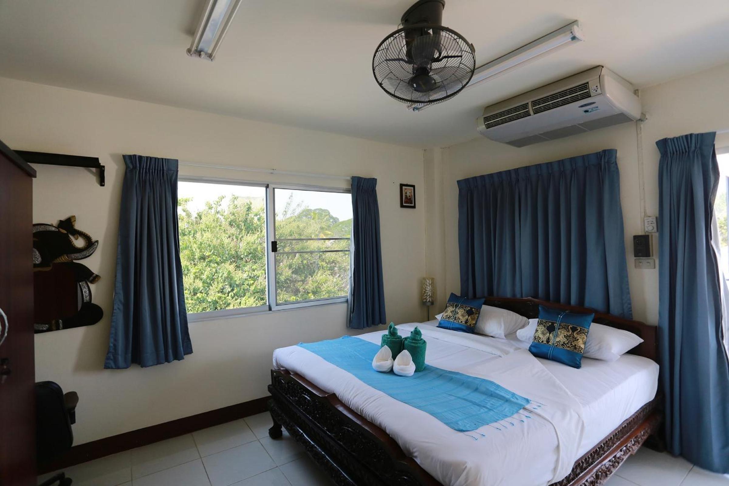 Saithong House