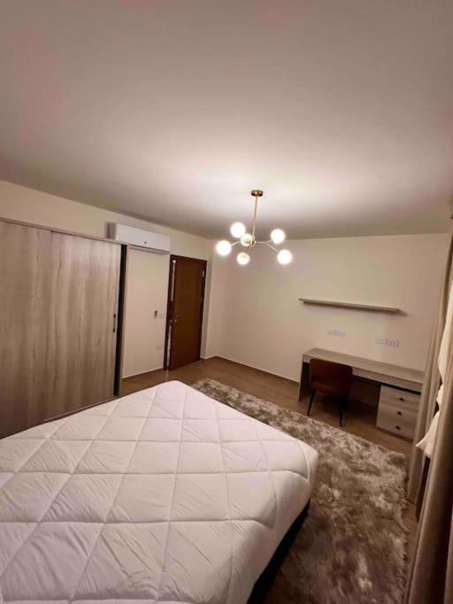 White Palace Suite AUC St