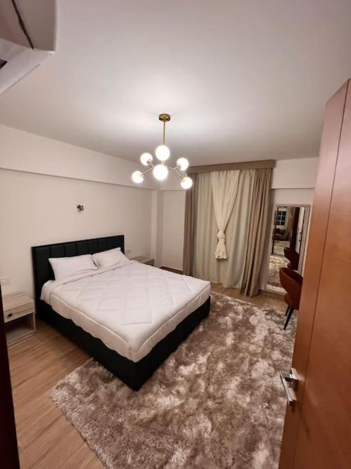 White Palace Suite AUC St