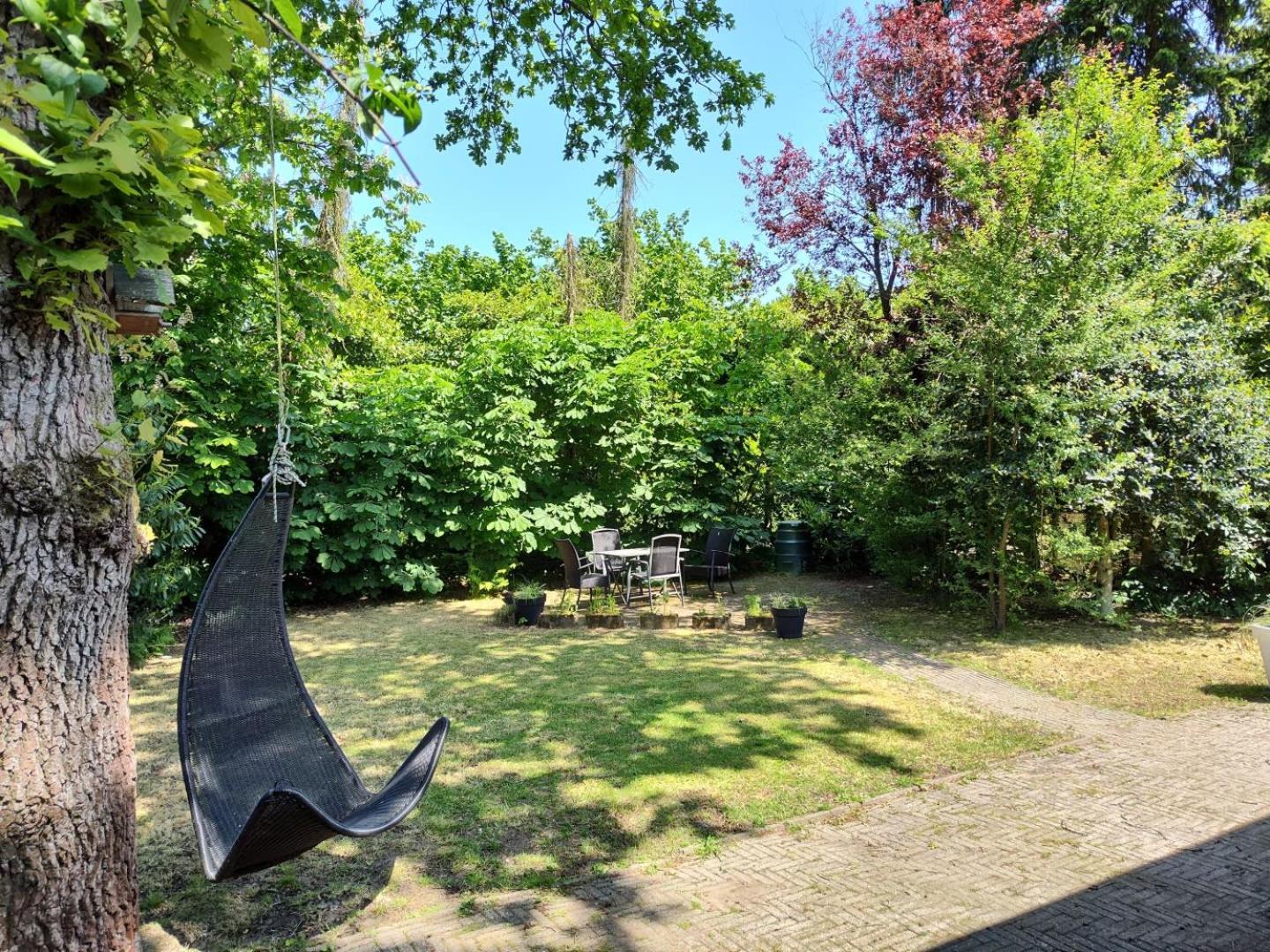 Vakantiehuis met privetuin op rustig bospark Veluwe view 2