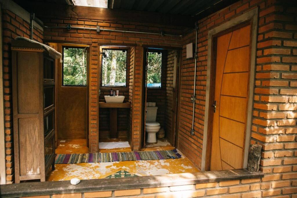 Casa nas Montanhas com Cachoeiras